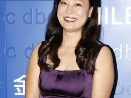 陪吃陪睡只是冰山一角香港知名女星自曝曾遭潜规则十分炸裂